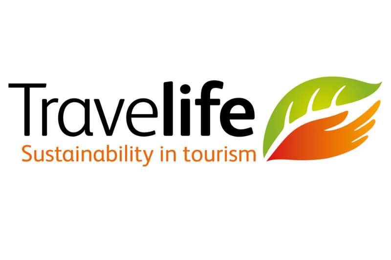 Chung-nhan-travelife1