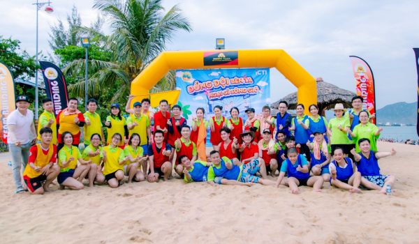 Teambuilding bãi biển ở Nha Trang