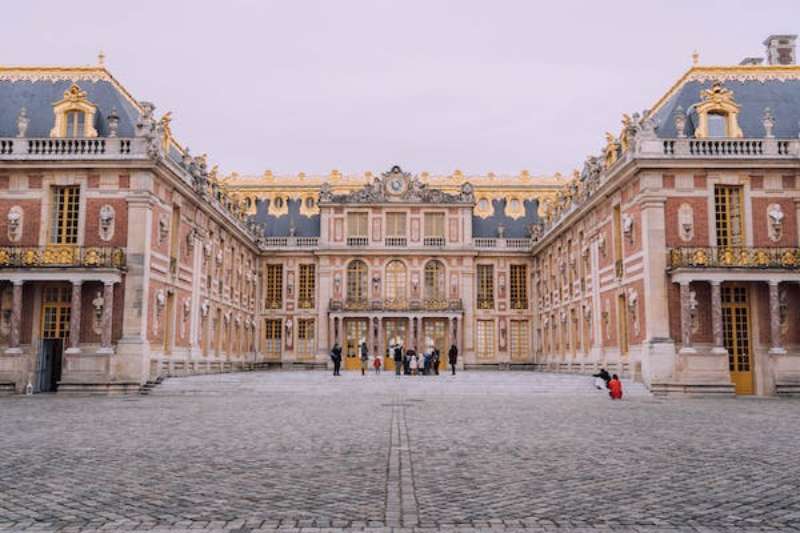 Cung-dien-versailles