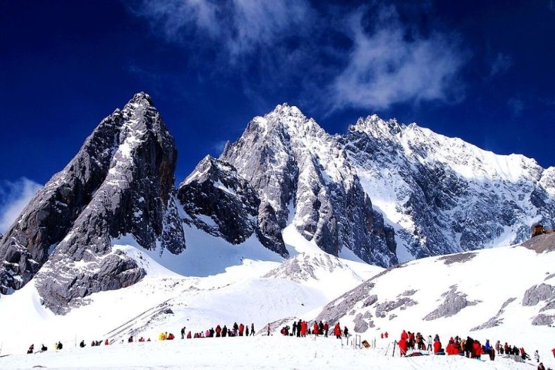 Lệ Giang Shangrila, Núi Tuyết Ngọc Long