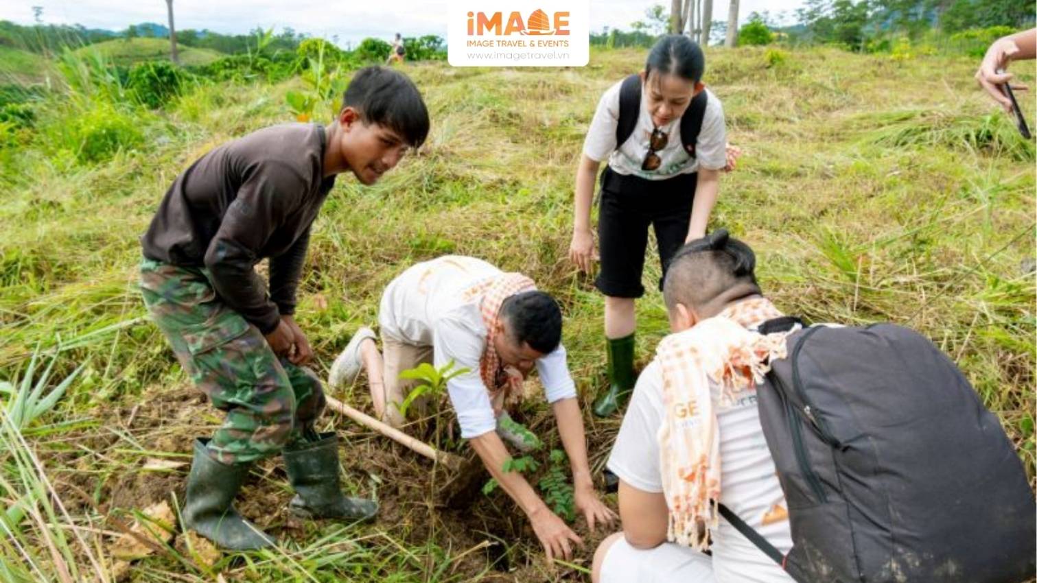 Trải Nghiệm Crs - Trồng Rừng