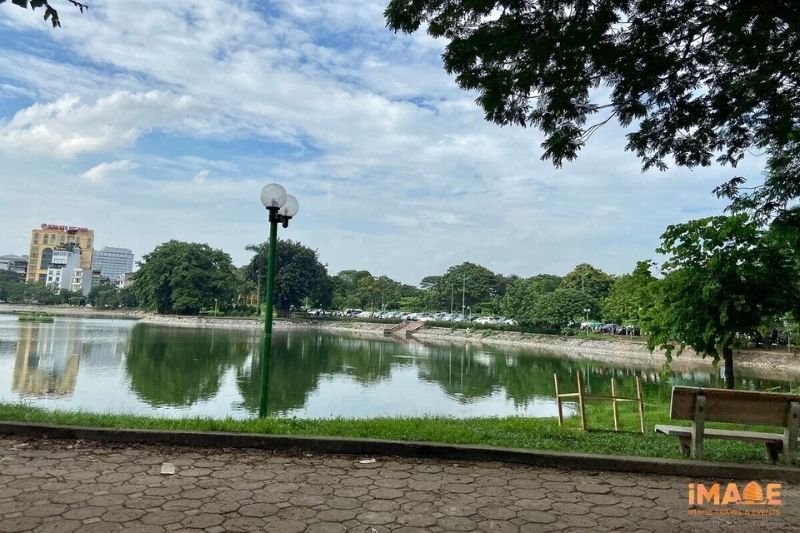 Khu Vực Hồ Bảy Mẫu