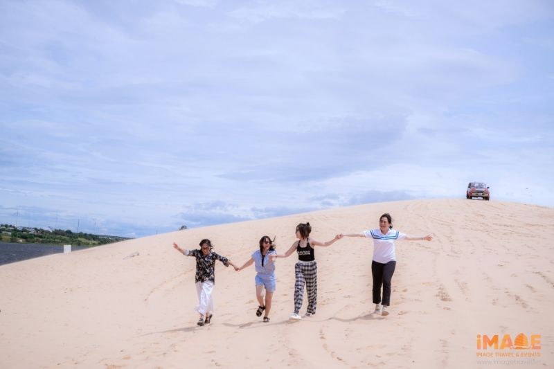 Bàu Trắng - Mùa Thấp điểm