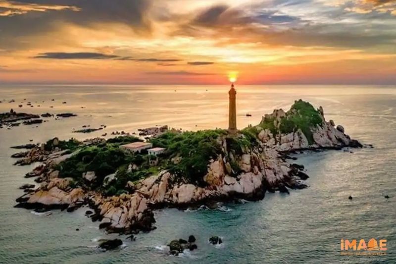 Hải đăng Kê Gà