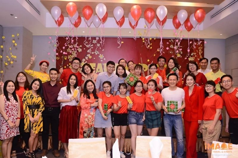Ý Tưởng Tiệc Tất Niên Bứt Phá