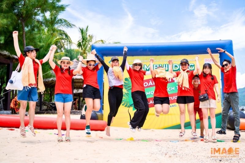 Phân Biệt Outing Trip Và Team Building