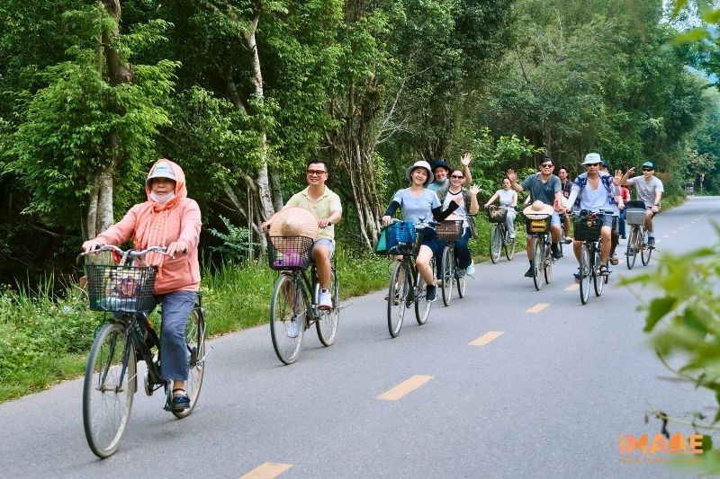 Trải Nghiệm đạp Xe Cùng đồng Nghiệp