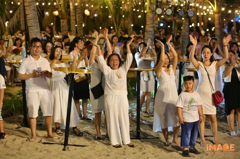 Concept Year End Party ấn Tượng