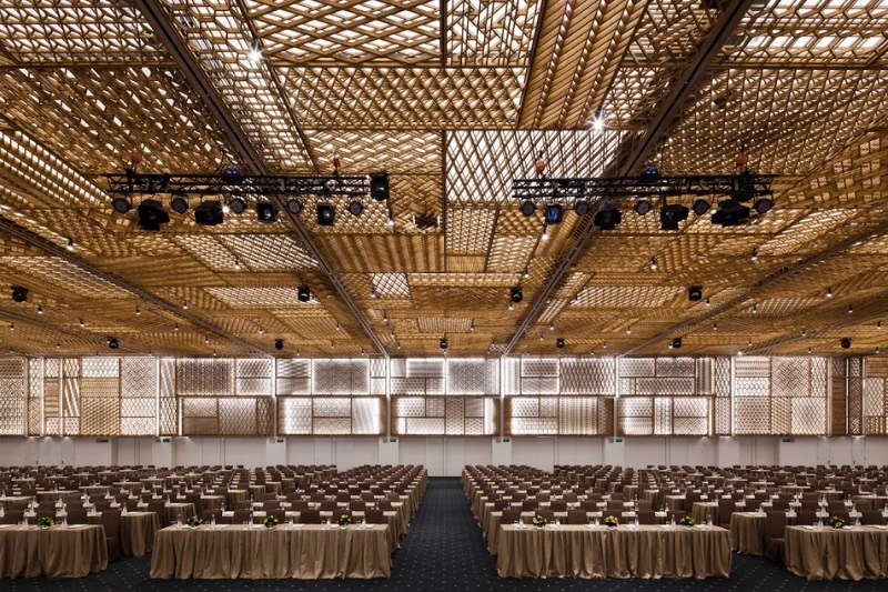 Không gian tổ chức sụ kiện