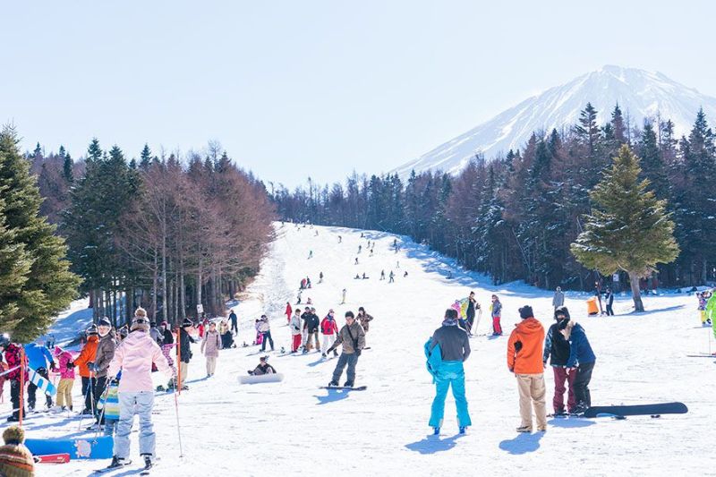 Khu trượt tuyết Fujiten