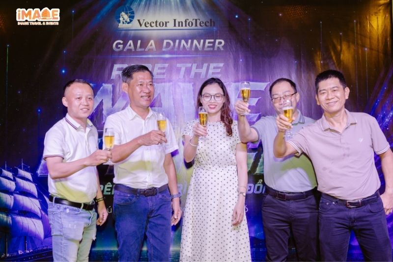 Gala Dinner của đoàn Vector